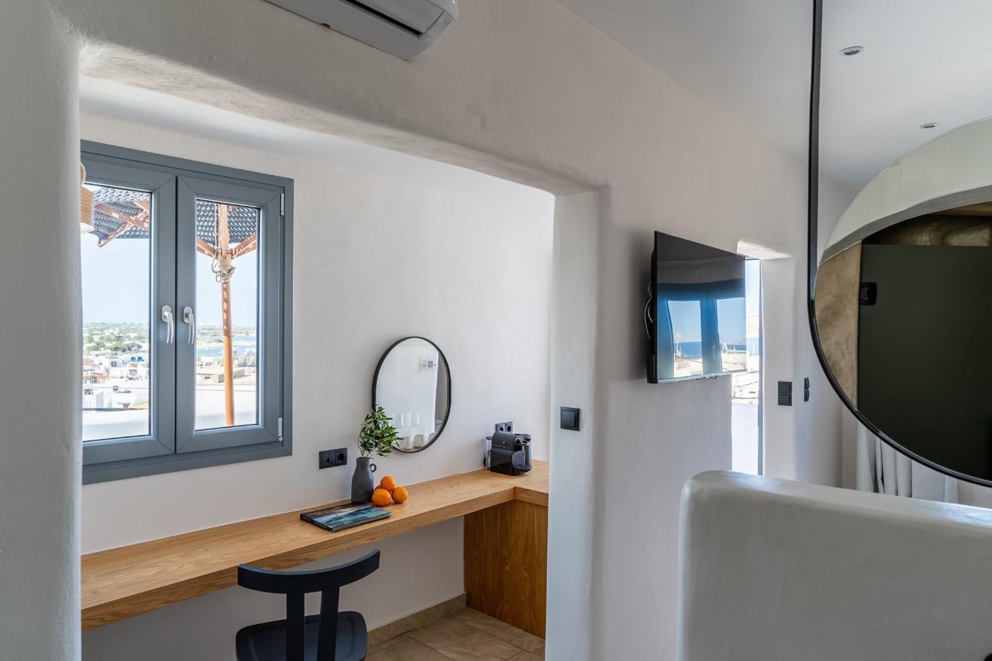 Enalios Sunset Suites Naxos City Exterior foto